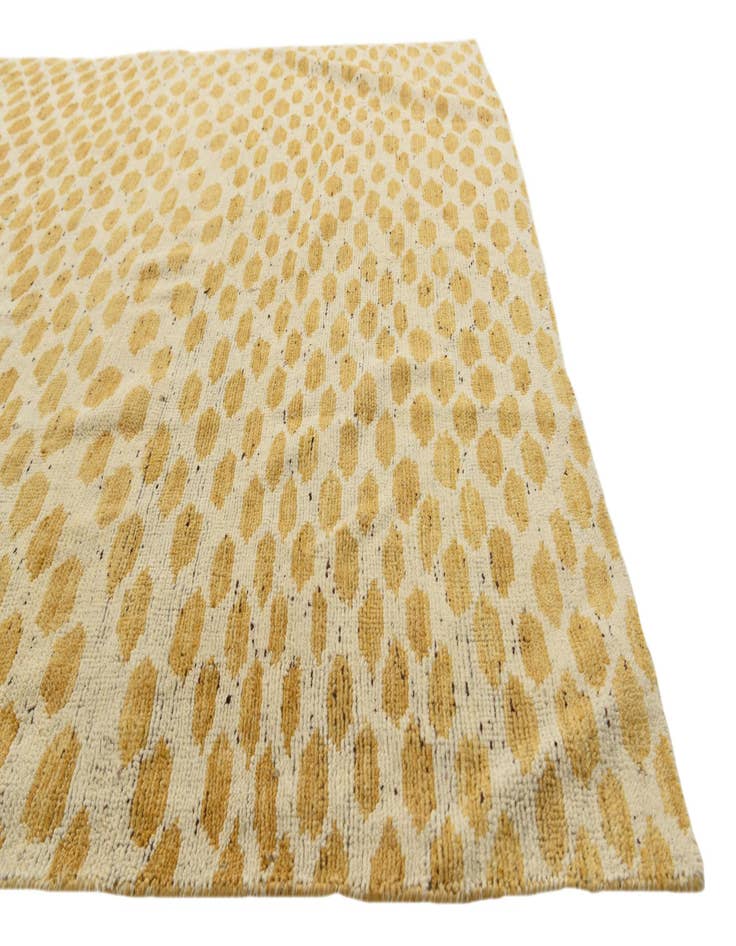 Detail image of  6' 1 x 9'  Hand Knotted Darya Wool Rug