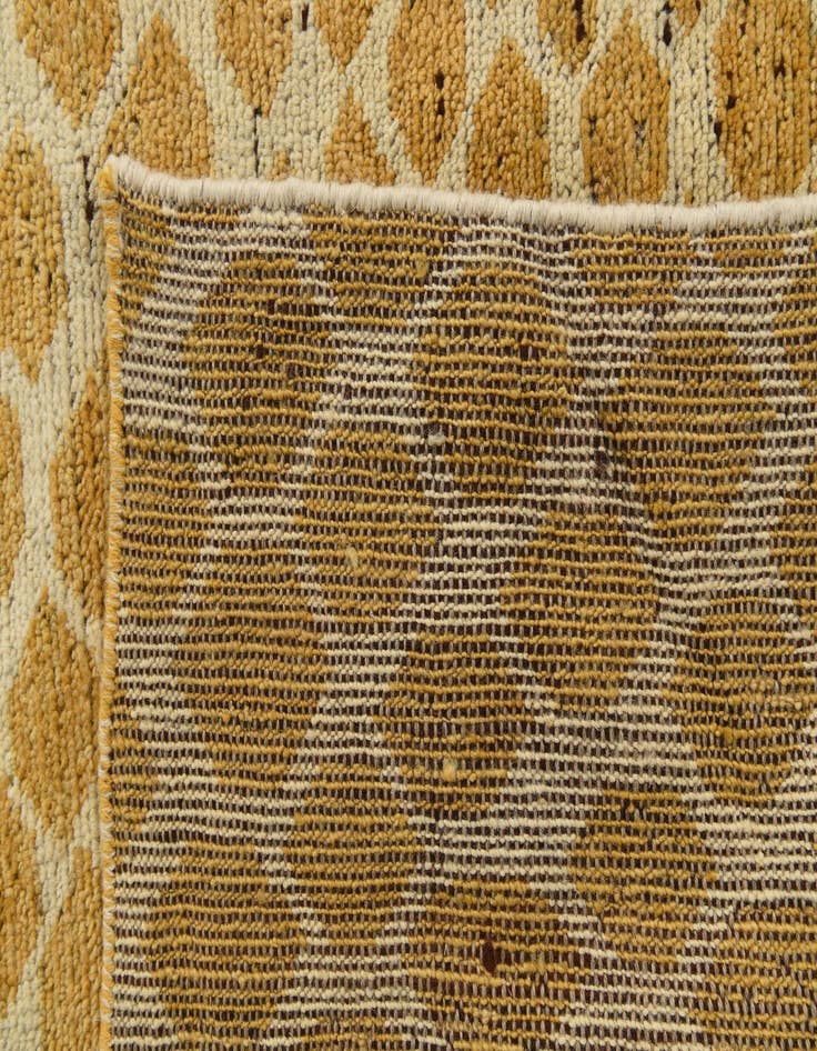 Detail image of  6' x 8' 8  Hand Knotted Darya Wool Rug