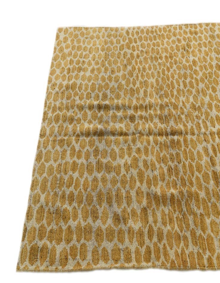 Detail image of  6' 1 x 9'  Hand Knotted Darya Wool Rug