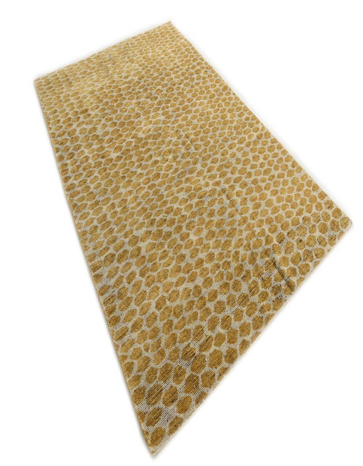 Detail image of  6' 1 x 9'  Hand Knotted Darya Wool Rug