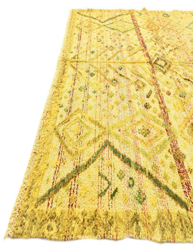 Detail image of  5' 4 x 8' 4  Hand Knotted Darya Wool Rug