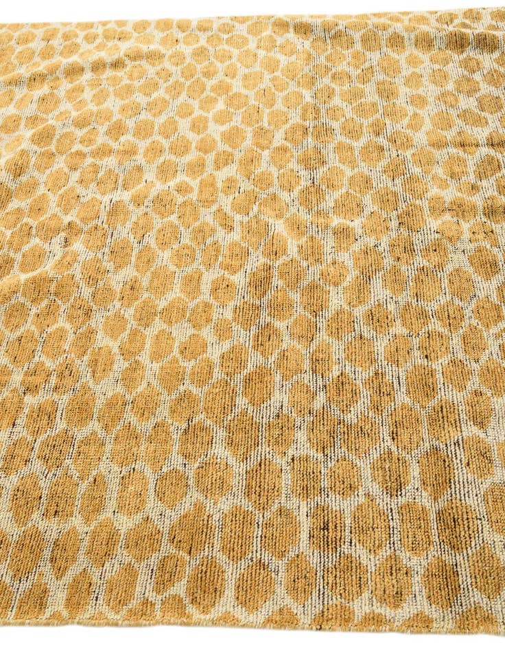 Detail image of  5' 11 x 9' 1  Hand Knotted Darya Wool Rug