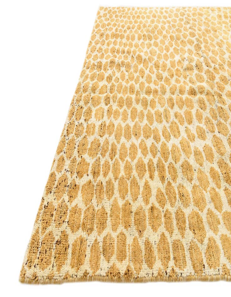 Detail image of  5' 11 x 8' 10  Hand Knotted Darya Wool Rug