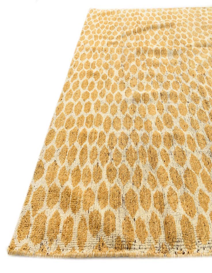 Detail image of  6' x 9' 2  Hand Knotted Darya Wool Rug