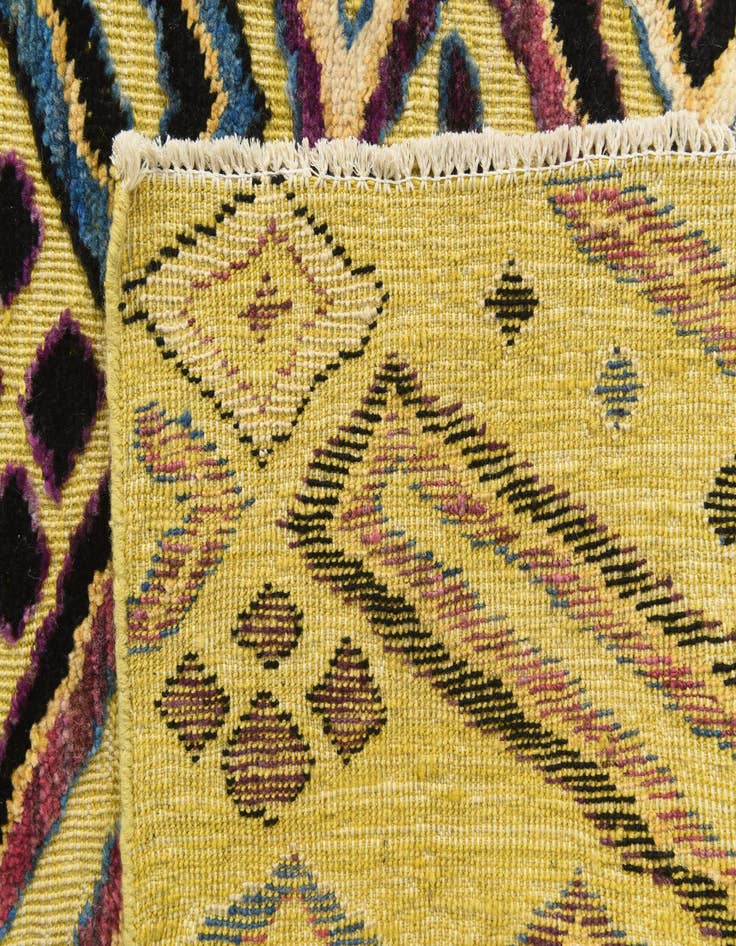Detail image of  8' 1 x 10' 2  Hand Knotted Darya Wool Rug