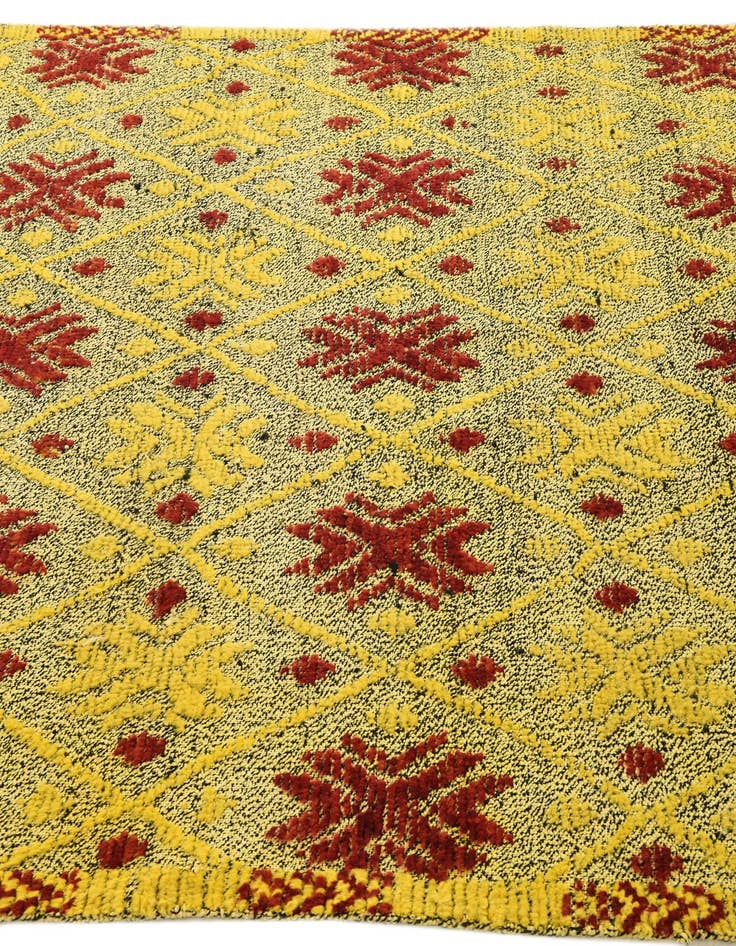 Detail image of  5' 6 x 8'  Hand Knotted Darya Wool Rug