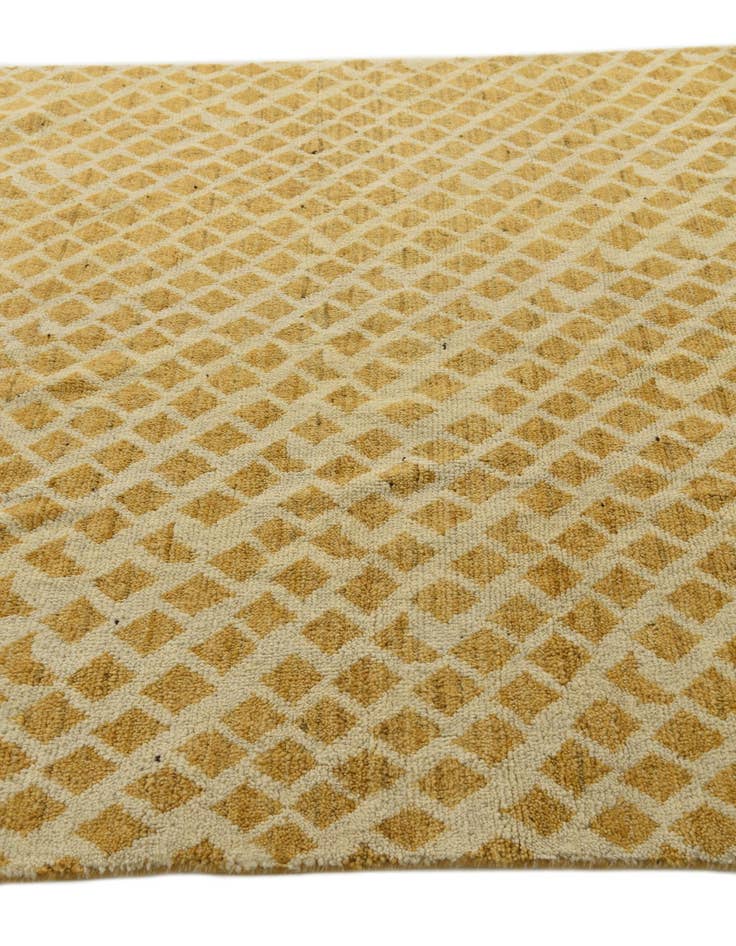Detail image of  6' x 9' 1  Hand Knotted Darya Wool Rug