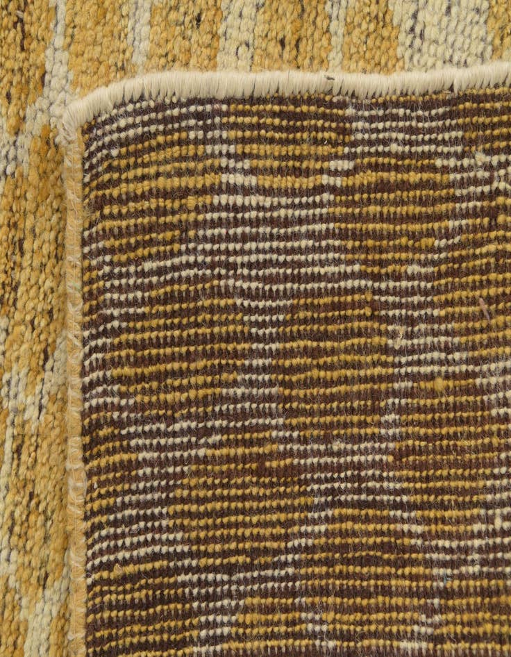 Detail image of  6' x 9'  Hand Knotted Darya Wool Rug