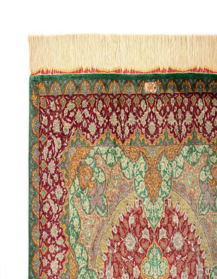 Detail image of  3' 3 x 4' 10 Ghom Silk Rug