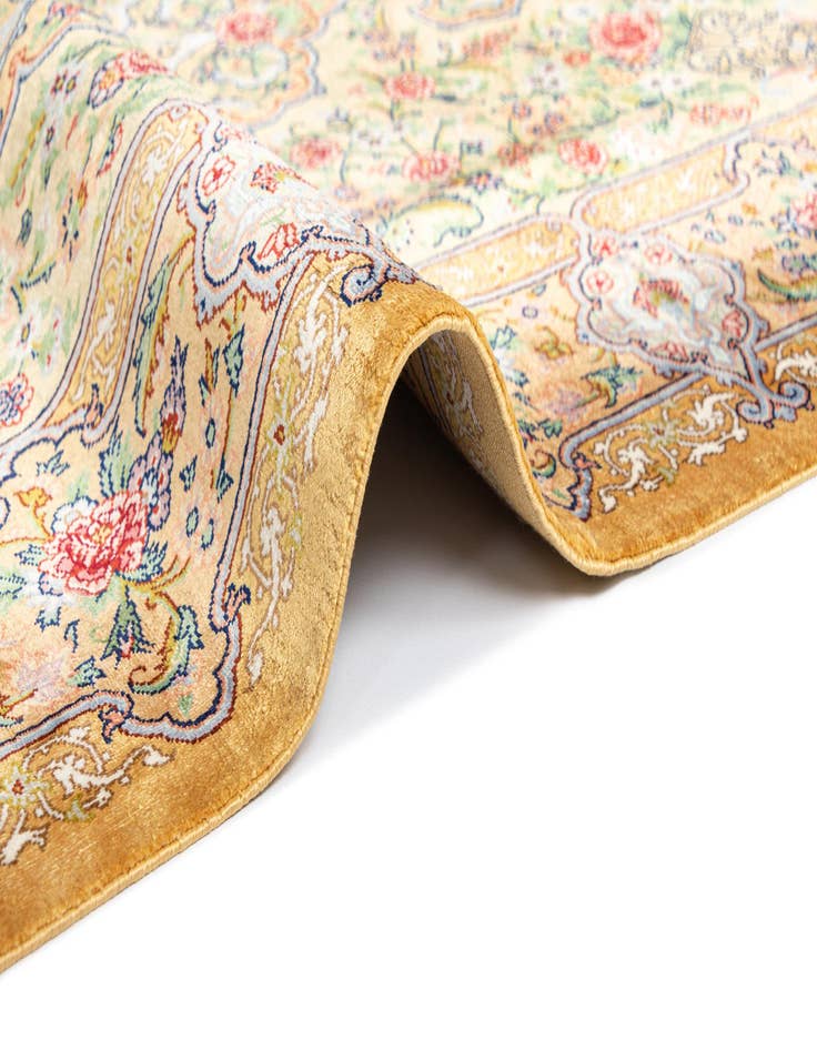 Detail image of  2' 7 x 4' Ghom Silk Rug