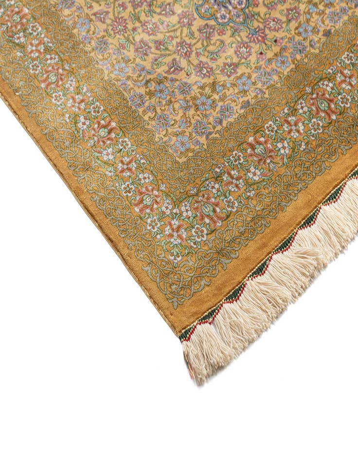 Detail image of  2' 6 x 4' 4 Ghom Silk Rug