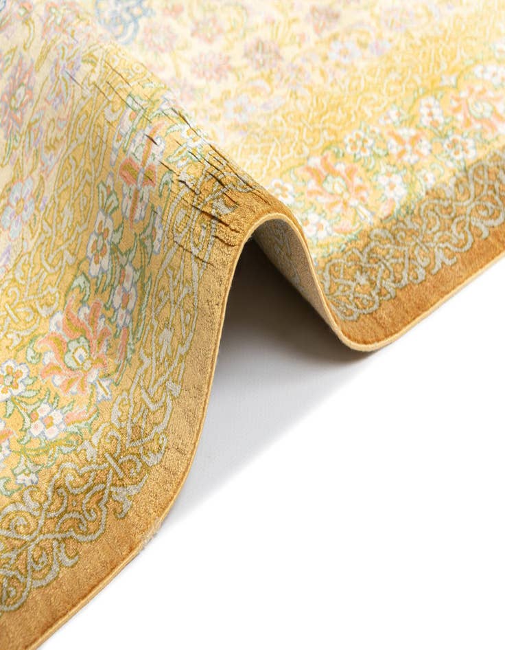 Detail image of  2' 6 x 4' 4 Ghom Silk Rug