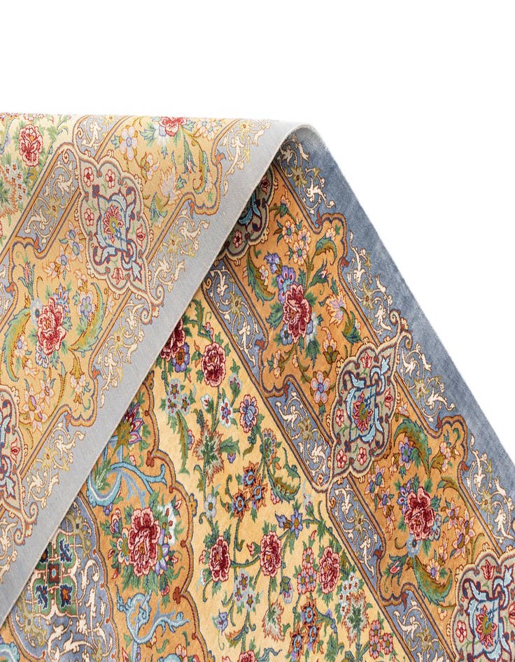 Detail image of  3' 4 x 4' 10 Ghom Silk Rug