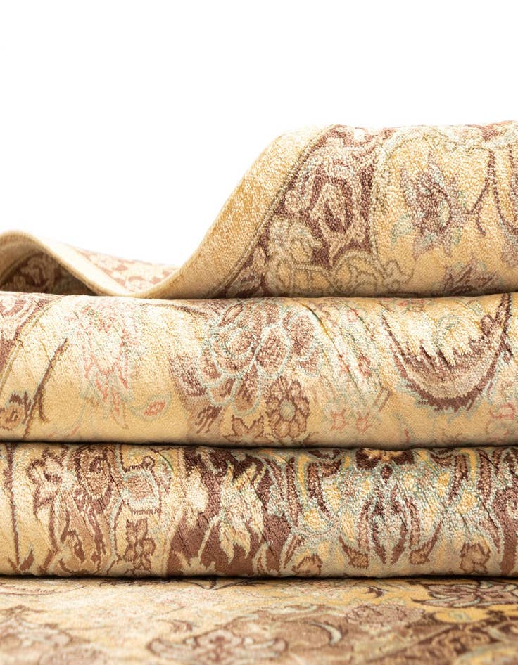 Detail image of  3' 3 x 5' 2 Ghom Silk Rug