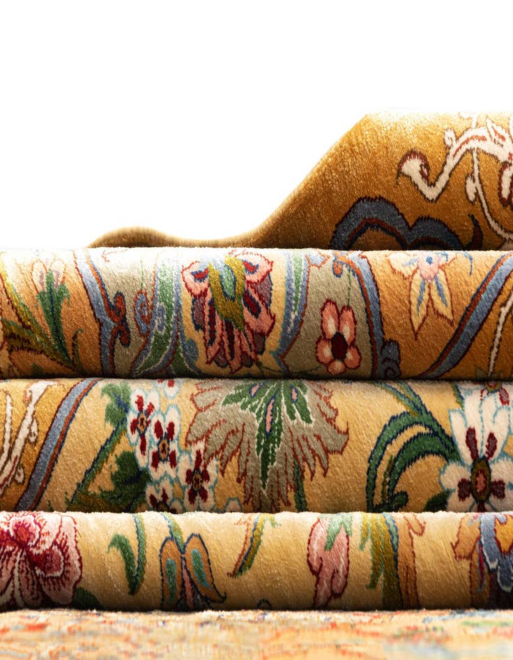 Detail image of  6' 8 x 9' 9 Ghom Silk Rug