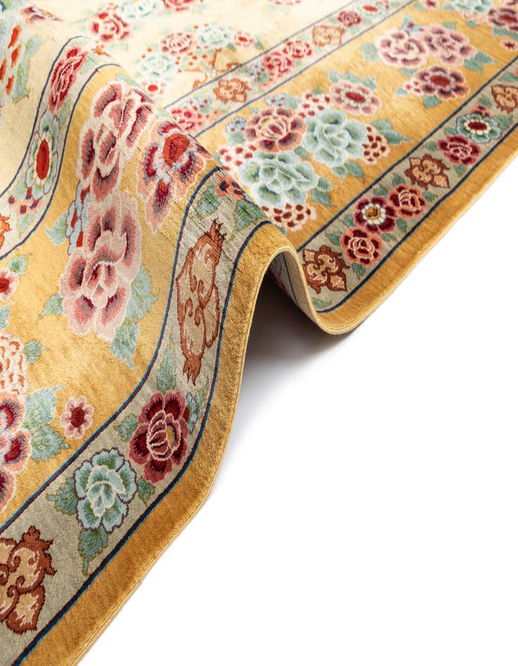 Detail image of  6' 7 x 9' 11 Ghom Silk Rug