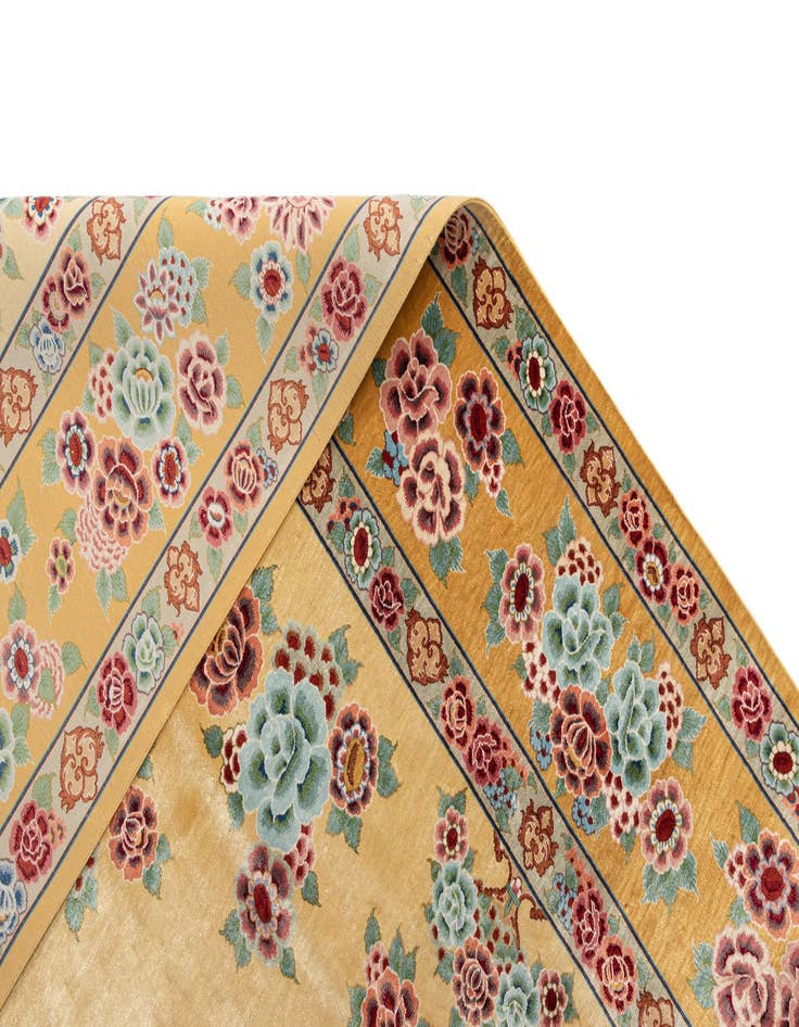 Detail image of  6' 7 x 9' 11 Ghom Silk Rug