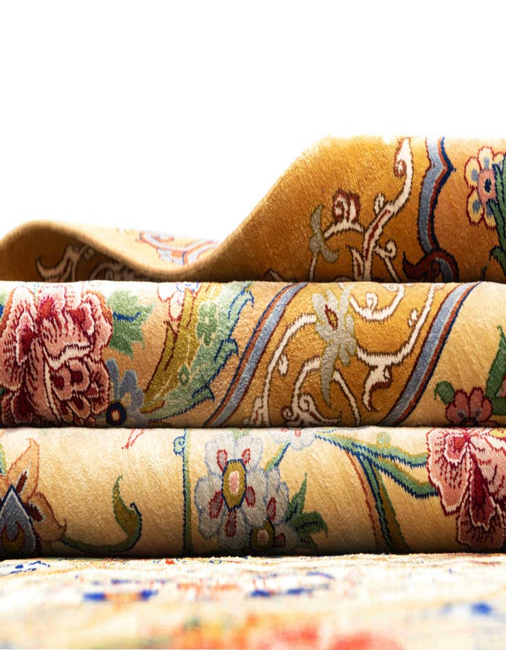 Detail image of  6' 6 x 9' 11 Ghom Silk Rug