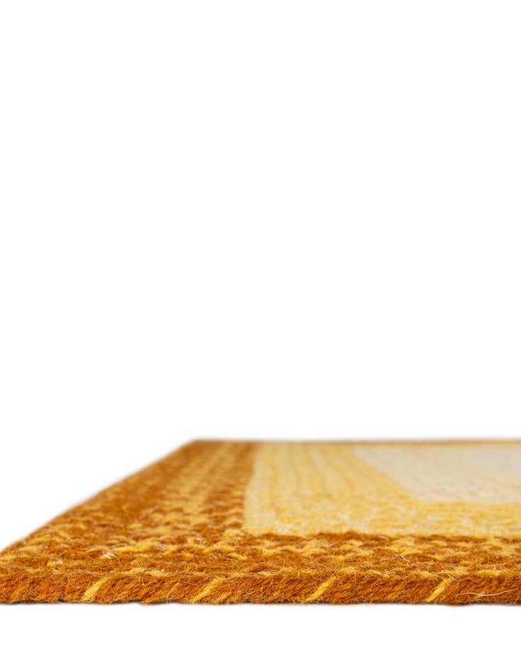 Detail image of  4' 1 x 6' 1  Hand Hand Braided Wool Rug