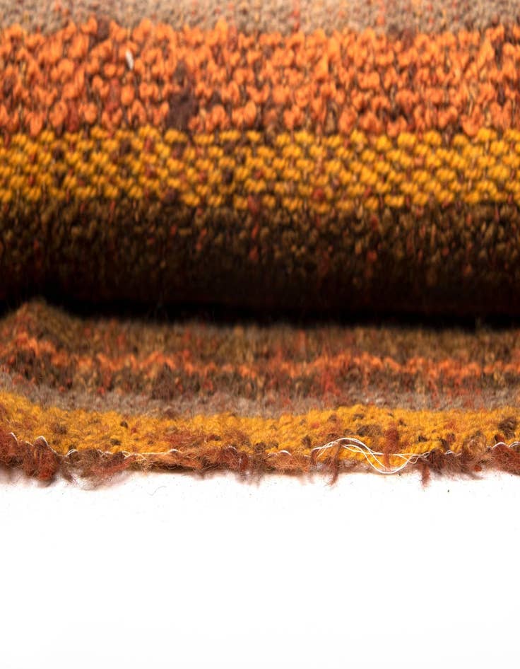 Detail image of  3' 10 x 7' Hochzeit Schall Wool Rug