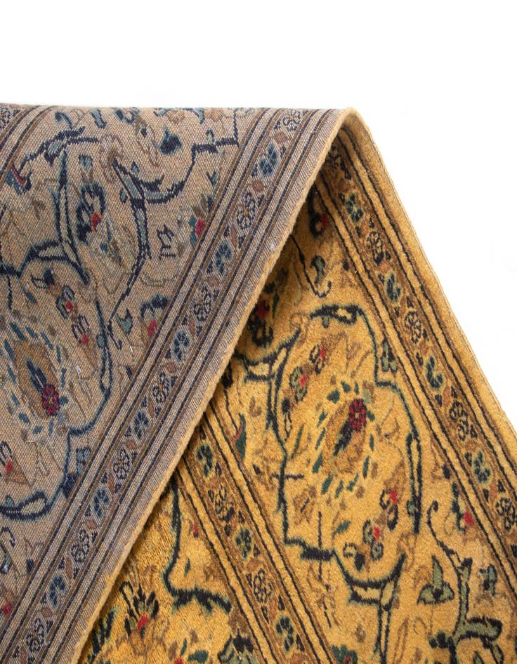 Detail image of  6' 7 x 9' 8 Kashan Rug