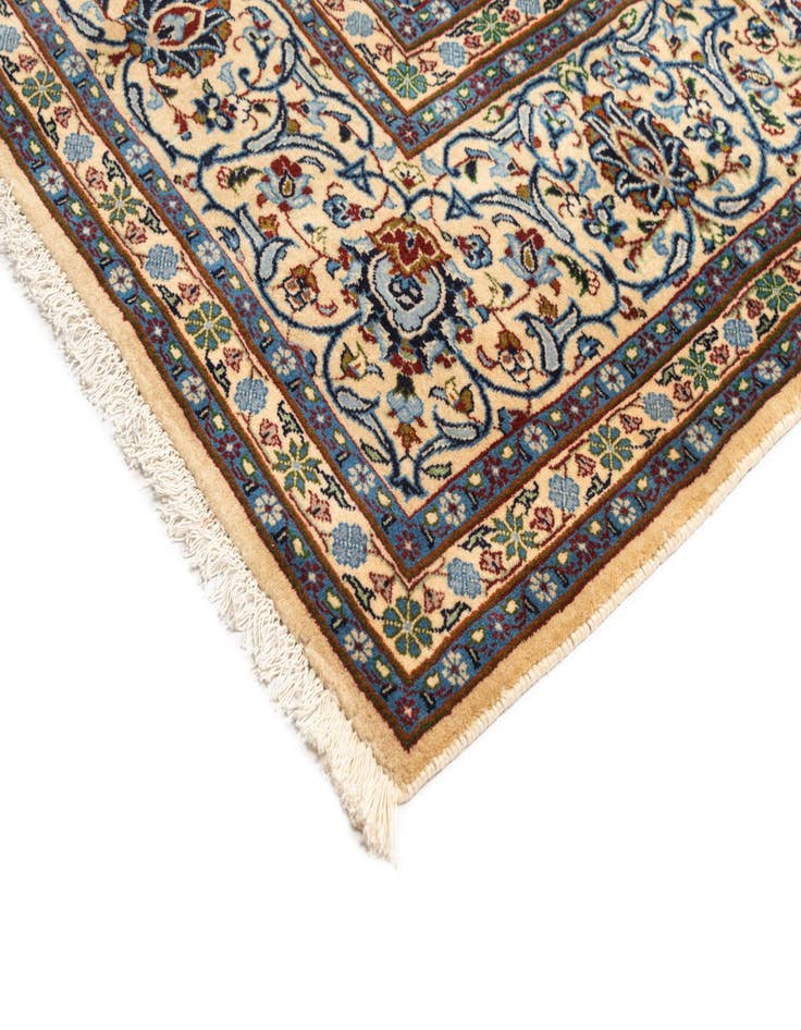 Detail image of  9' 6 x 13' 5 Kashan Rug
