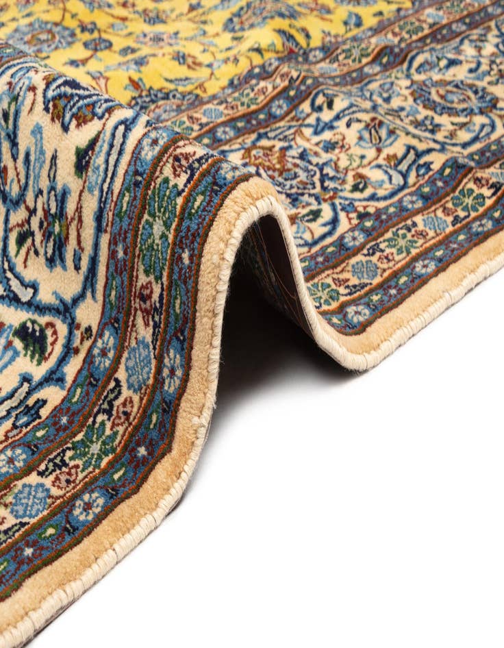 Detail image of  9' 6 x 13' 5 Kashan Rug