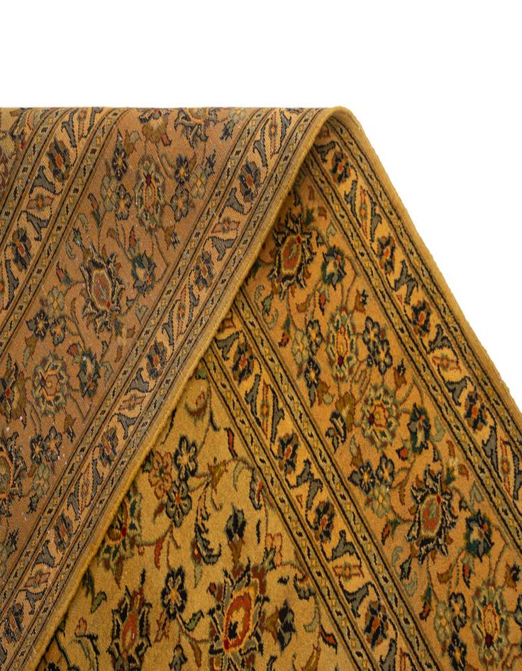 Detail image of  8' 1 x 10' 10 Kashan Wool Rug