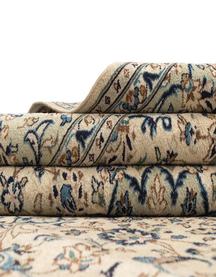 Detail image of  6' 6 x 9' 8 Kashan Wool Rug