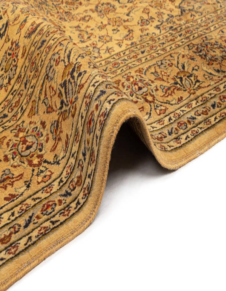 Detail image of  6' 6 x 9' 8 Kashan Wool Rug