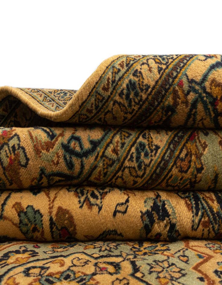 Detail image of  7' 11 x 10' 10 Kashan Wool Rug