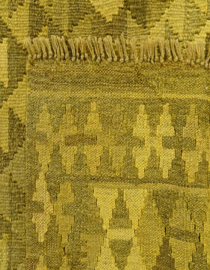 Detail image of  5' 3 x 6' 5  Hand Woven Kilim Fars Wool Rug