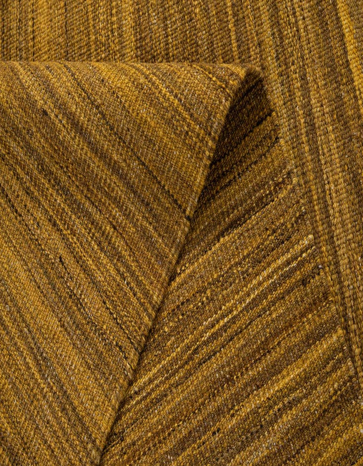 Detail image of  6' 9 x 9' 9  Hand Woven Kilim Modern Wool Rug