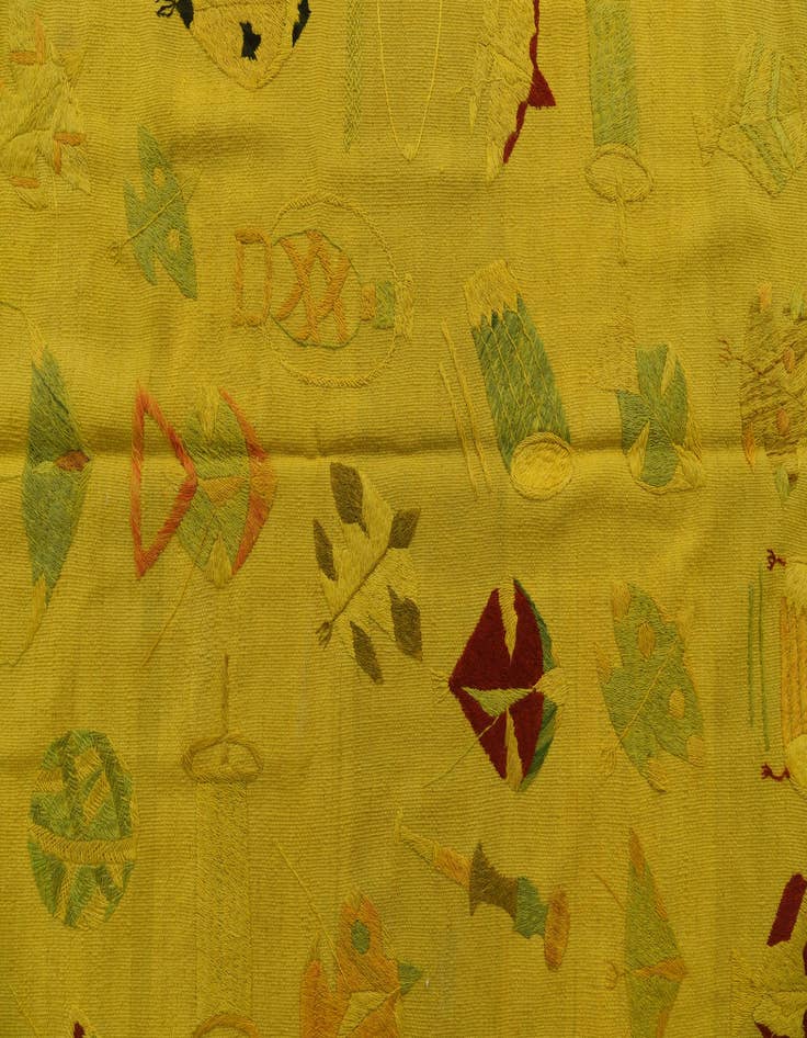 Detail image of  5' x 6' 6  Hand Woven Kilim Suzani Wool Rug