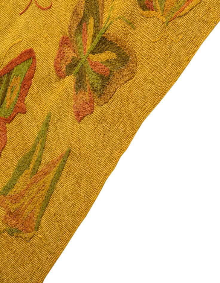 Detail image of  4' 9 x 6' 6  Hand Woven Kilim Suzani Wool Rug