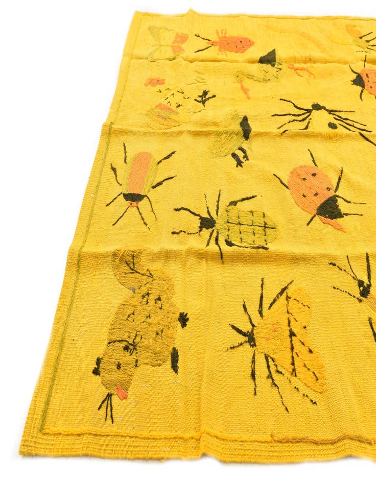 Detail image of  4' 5 x 6'  Hand Woven Kilim Suzani Wool Rug