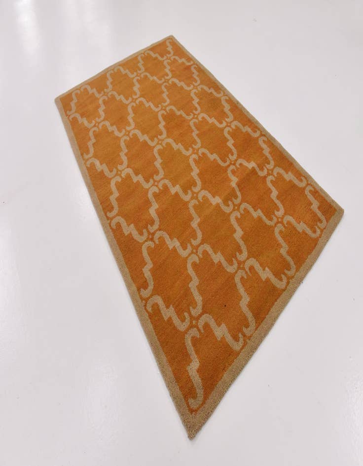 Detail image of  5' x 7' 10 Luna Wool Rug