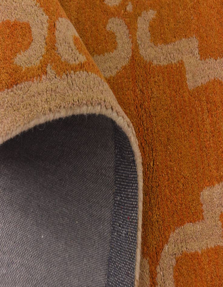Detail image of  5' x 7' 10 Luna Wool Rug