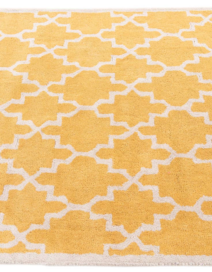Detail image of  4' x 6' Luna Rug