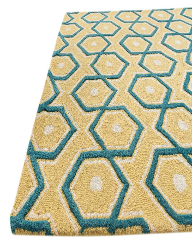 Detail image of  5' x 7' 5 Luna Rug