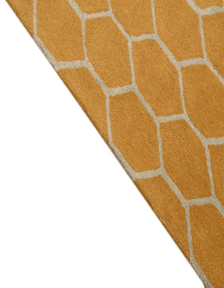 Detail image of  4' 11 x 7' 11 Luna Rug