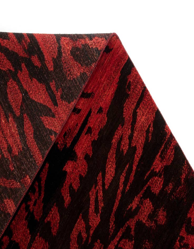 Detail image of  7' 4 x 9' 8 Luribaft Wool Rug