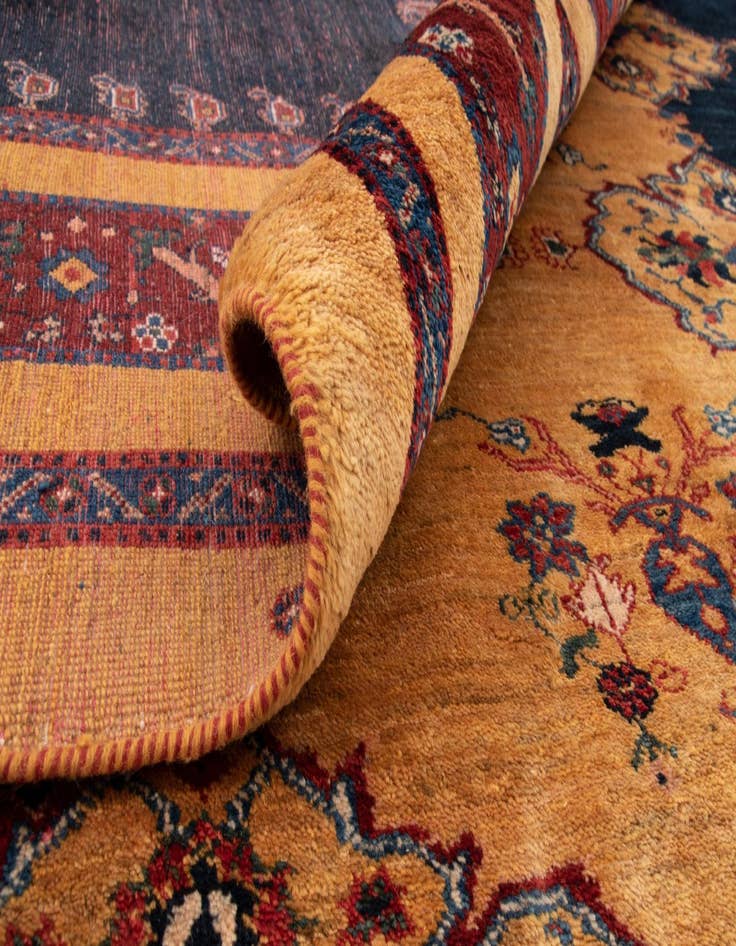 Detail image of  8' x 10' 1 Luribaft Rug