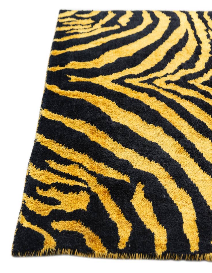 Detail image of  5' x 8' 1  Hand Knotted Moroccan Rug