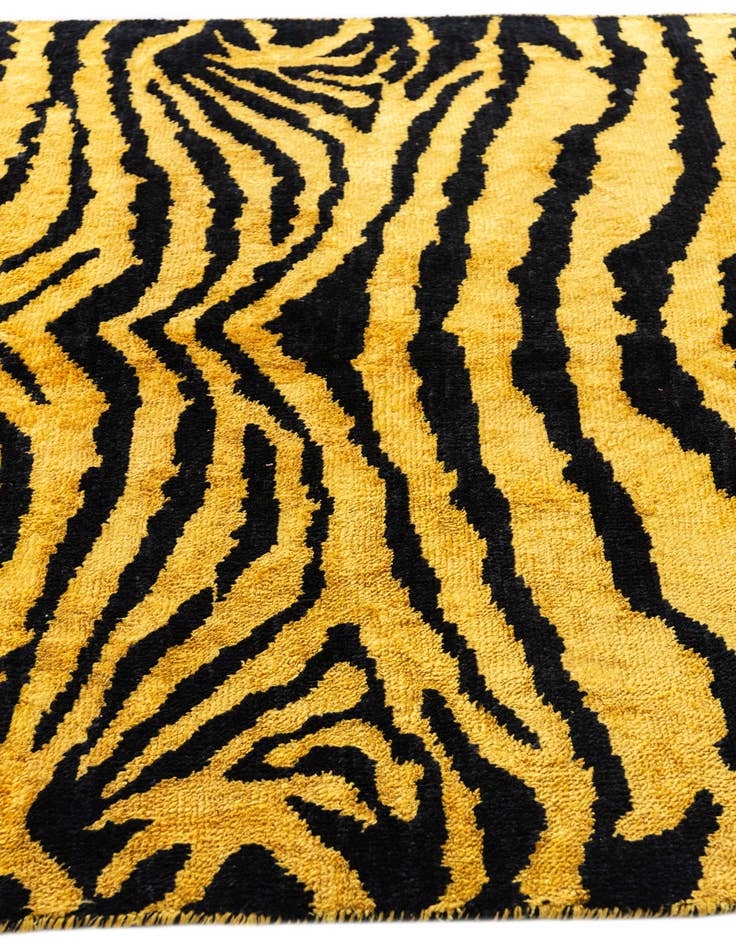 Detail image of  5' x 8' 1  Hand Knotted Moroccan Rug