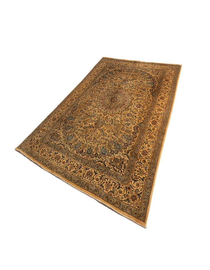 Detail image of  9' 7 x 12' 10 Nain Wool Rug