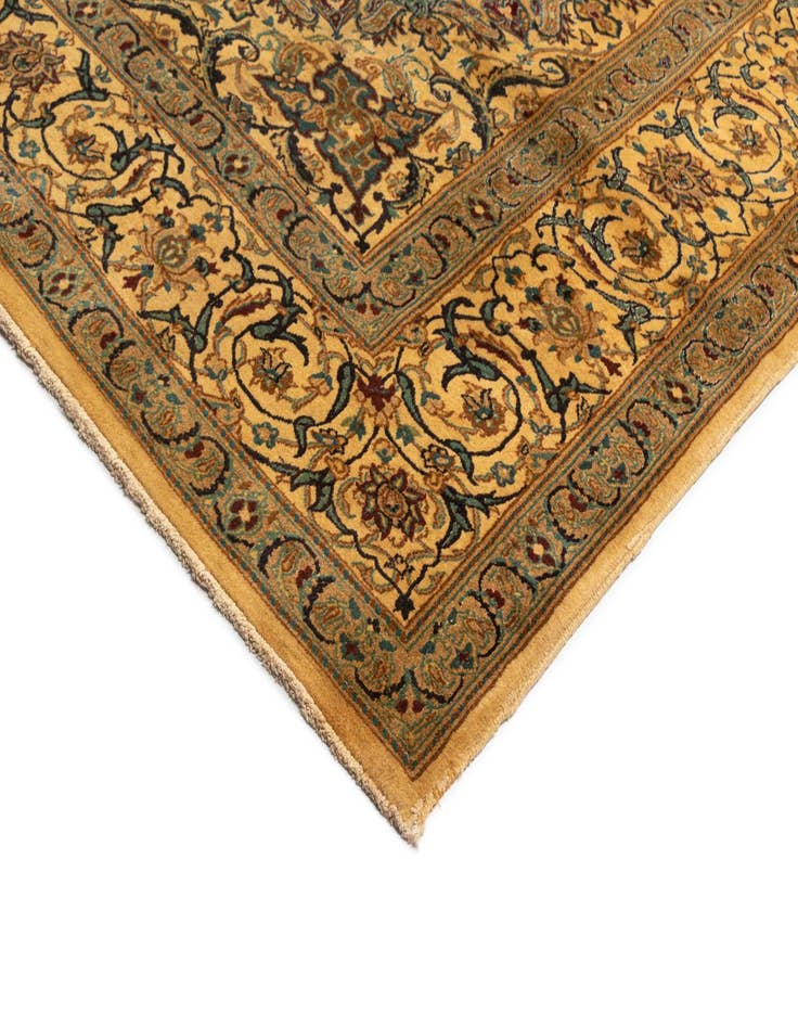 Detail image of  9' 7 x 12' 10 Nain Wool Rug