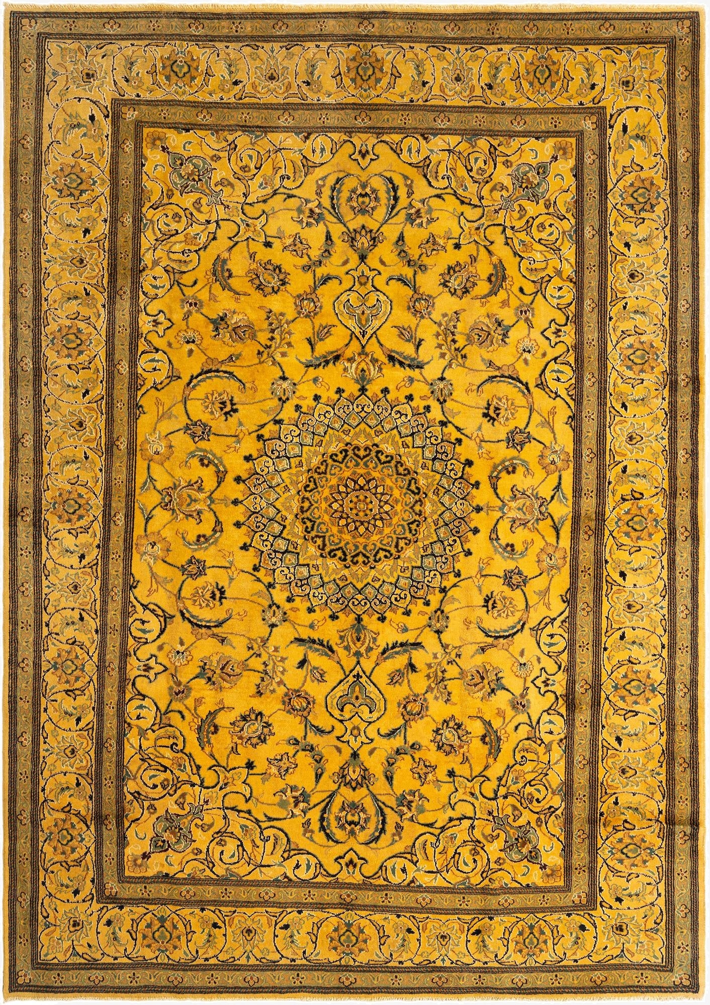  7' 8 x 10' 11 Nain Wool Rug