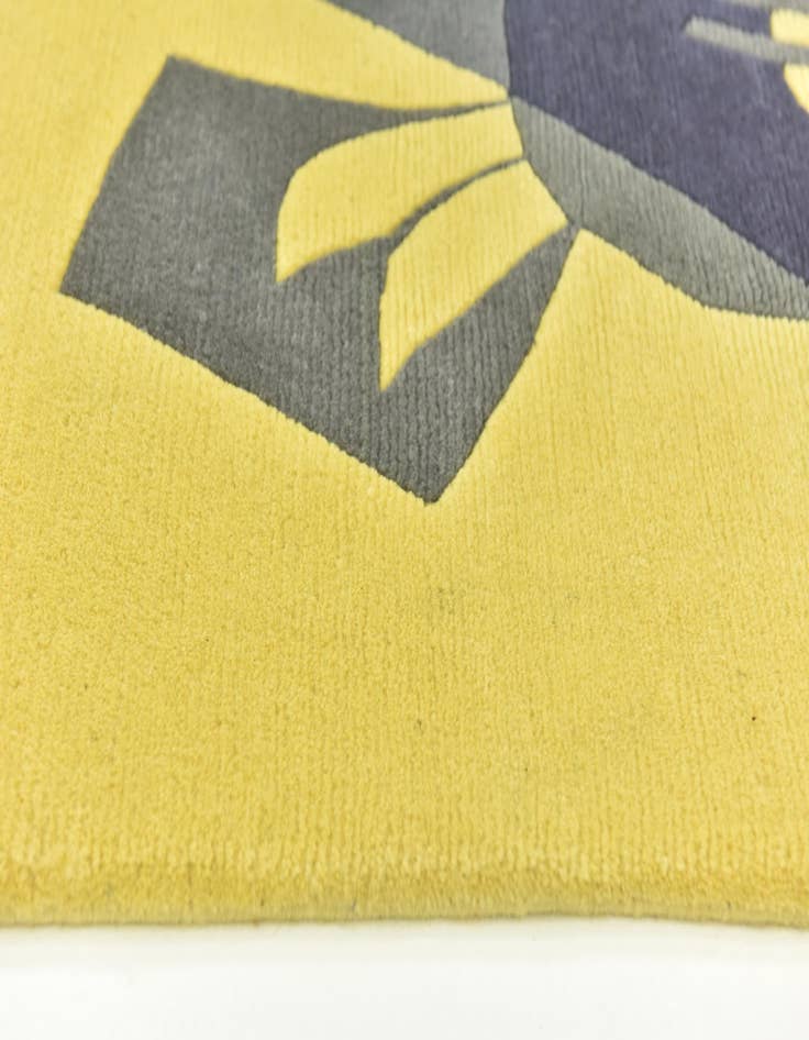 Detail image of  4' 8 x 6' 8  Hand Knotted Nepal Wool Rug