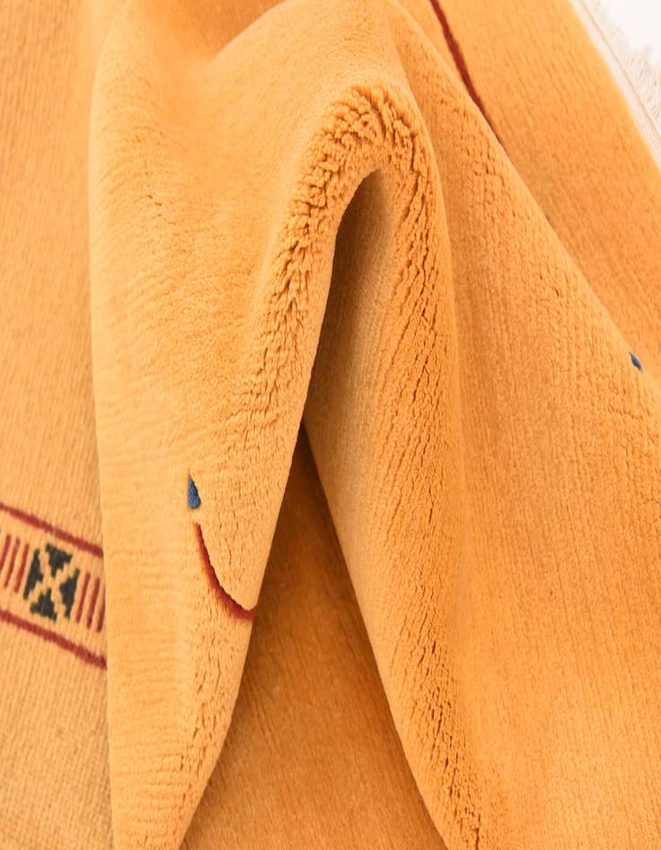 Detail image of  5' 7 x 7' 9 Nepal Wool Rug